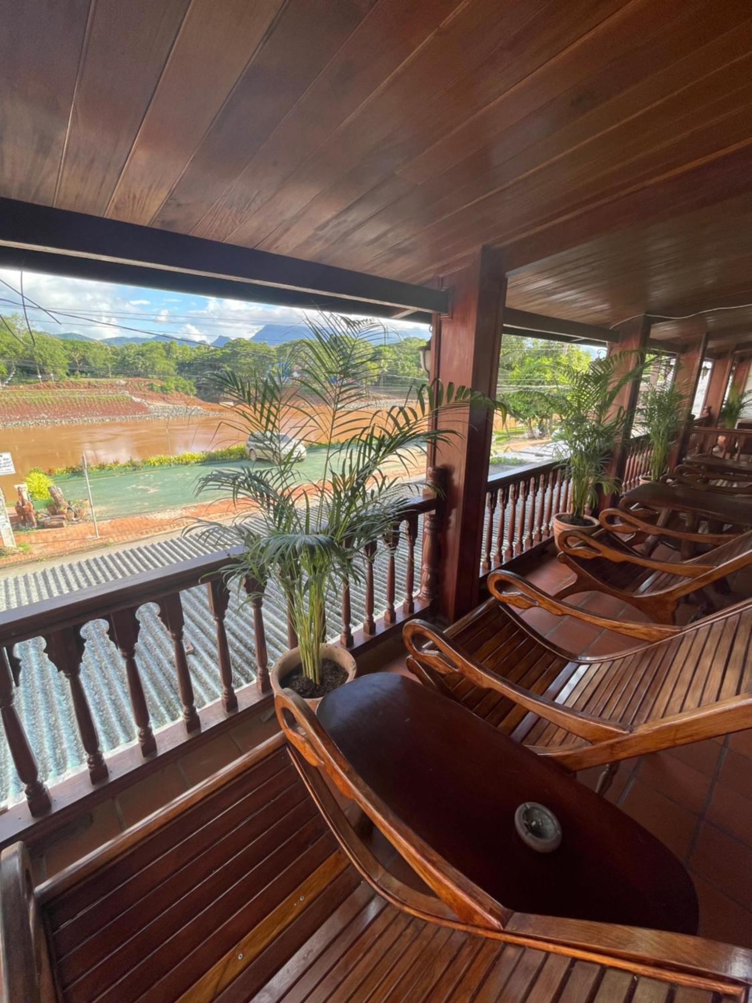 Luang Prabang - Villa Ouis Namkhan Riverside 2 Exterior foto